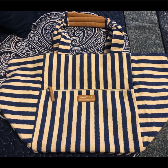 Nautica Handbags - Nautica Beach Bag open top with inside pocket